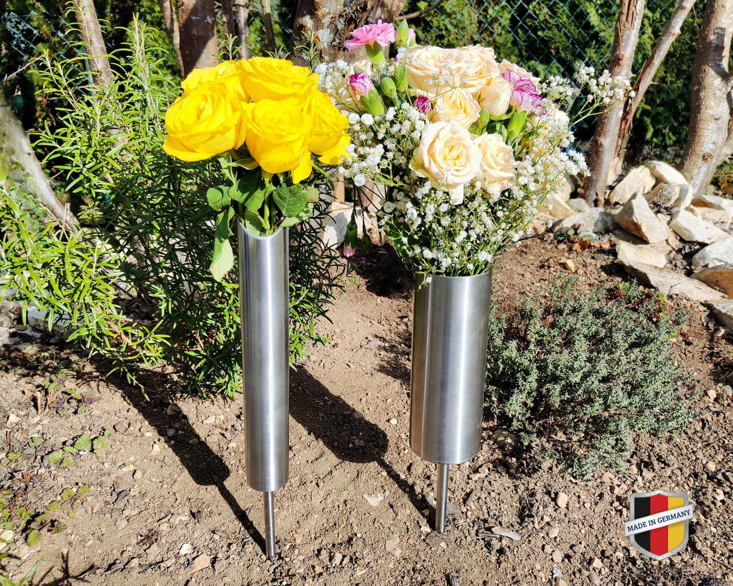 Grabvase Edelstahl massiv Wetterfest Friedhof Grabschmuck Blumenvase + Erdspieß von EwigStahl – Meier Metalltechnik