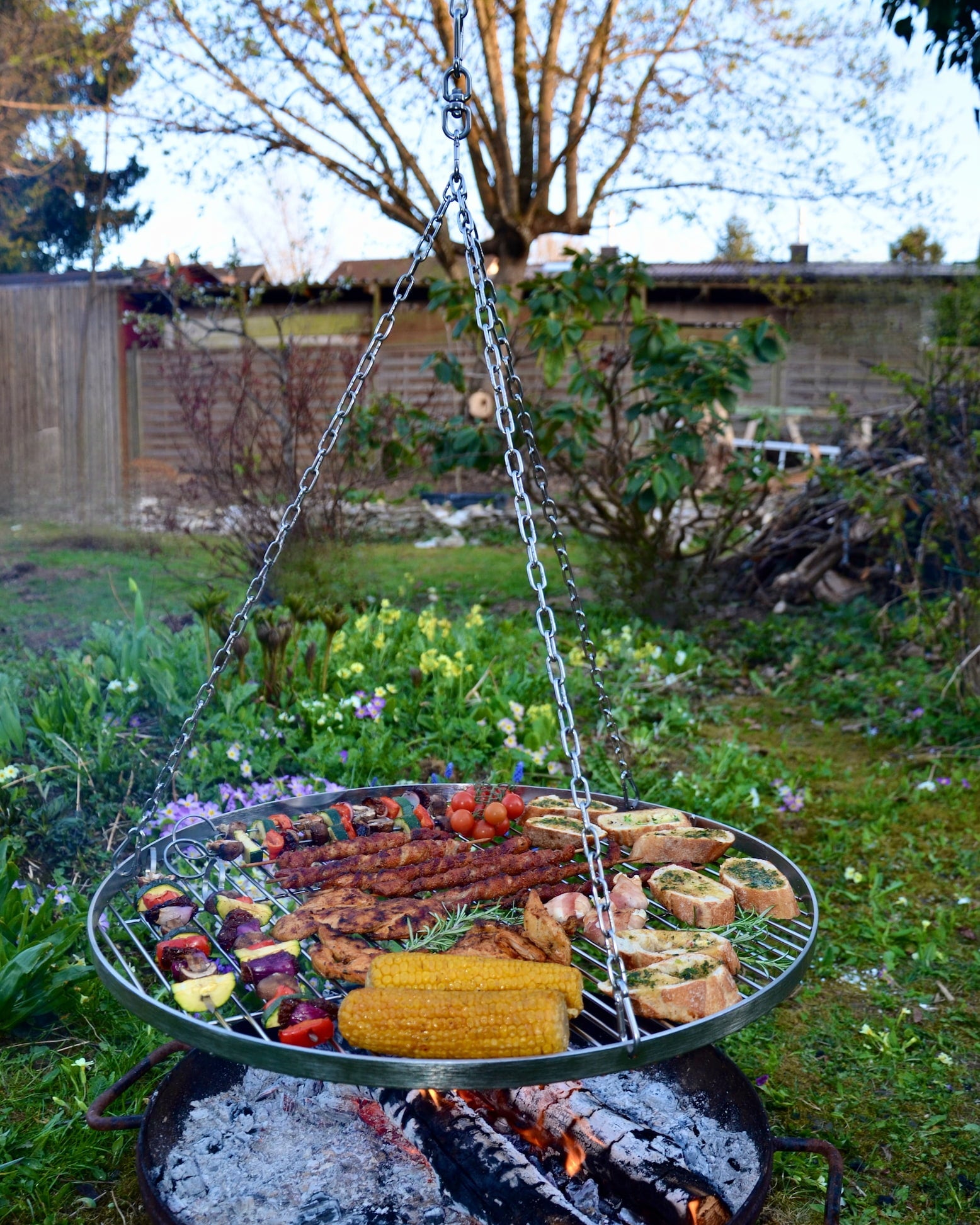 Grillrost Ø 60 cm Edelstahl feingliedrig Drehwirbel Schwenkgrill Rund von Mein Shop